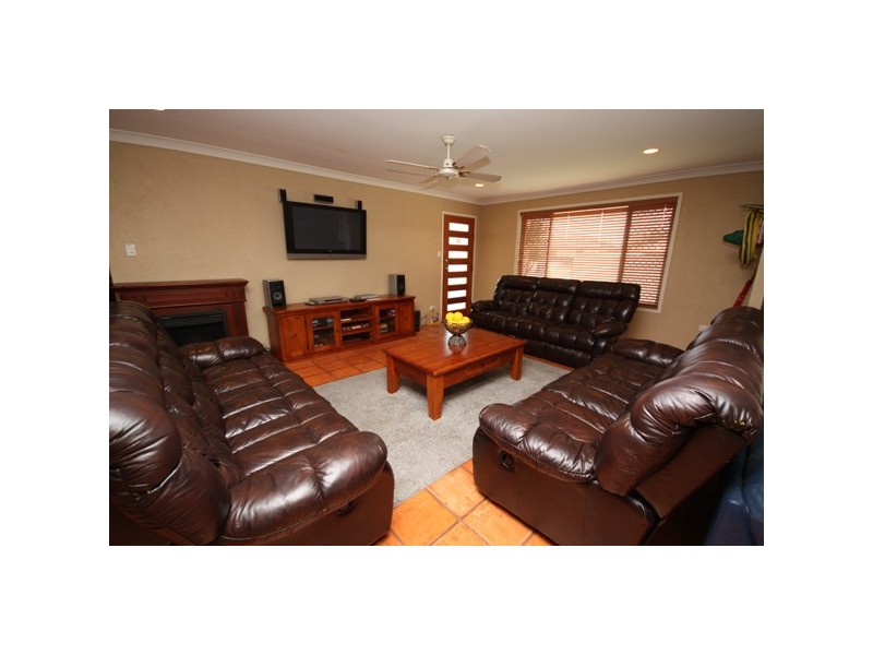 95 Monaco Street, Broadbeach Waters QLD 4218