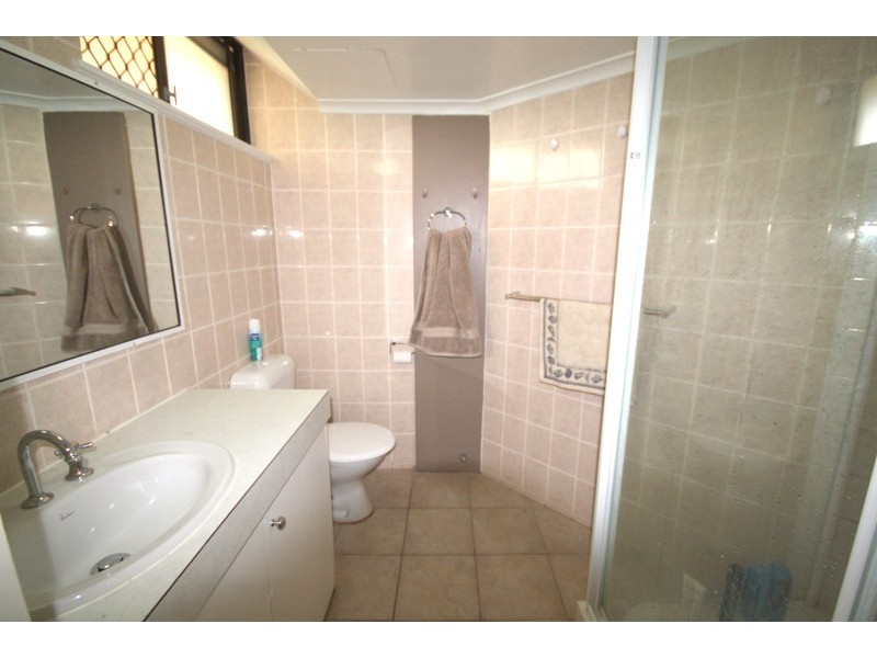 102/40 Surf Parade, Broadbeach QLD 4218