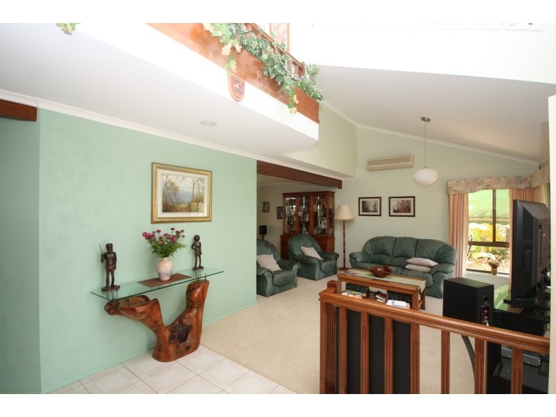 42 Merrimac Blvd, Broadbeach Waters QLD 4218