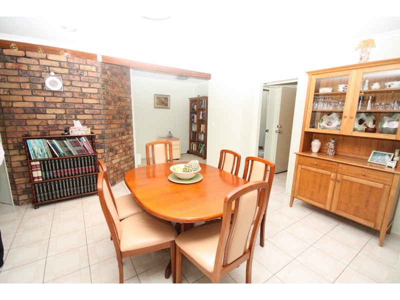 42 Merrimac Blvd, Broadbeach Waters QLD 4218