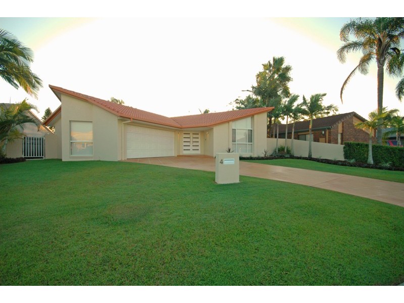 4 Lamb Street, Broadbeach Waters QLD 4218