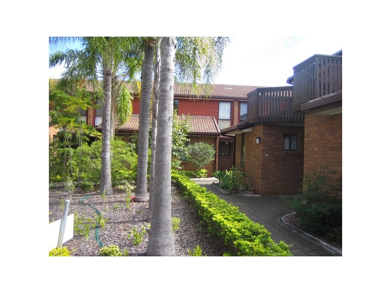 16/17-21 Duet Drive, Mermaid Waters QLD 4218