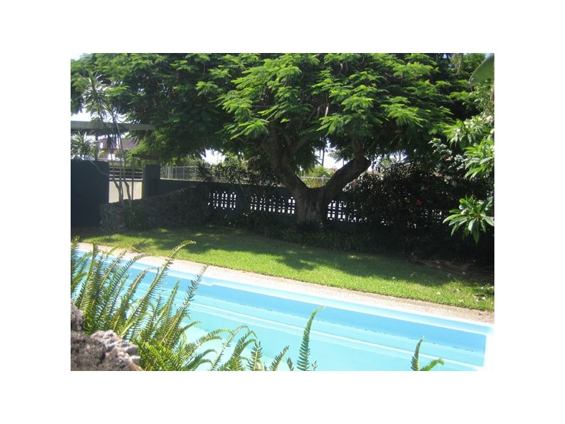 84 Monaco Street, Broadbeach Waters QLD 4218