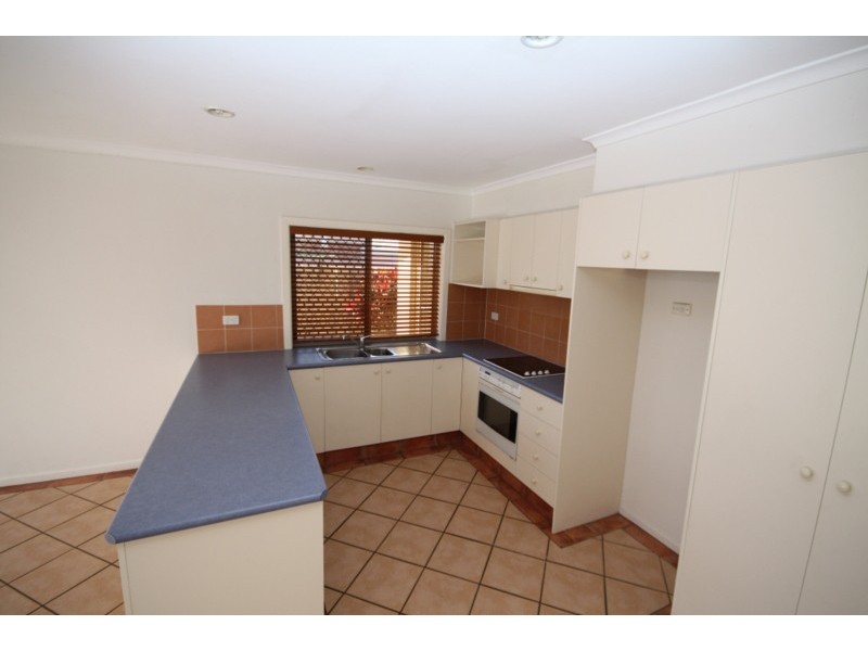 9 Buena Vista Court, Broadbeach Waters QLD 4218
