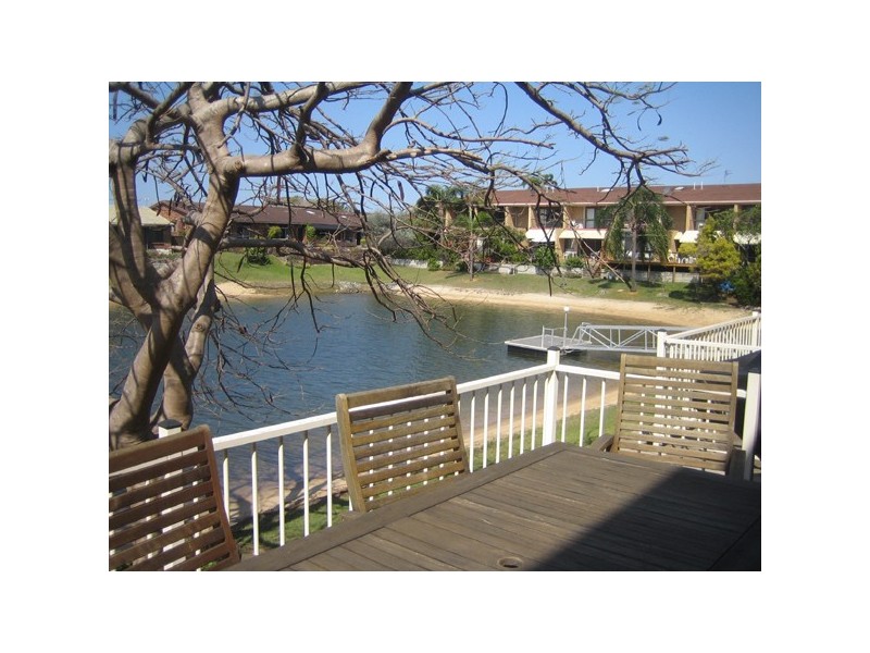 5/17 Aquila Court, Mermaid Waters QLD 4218