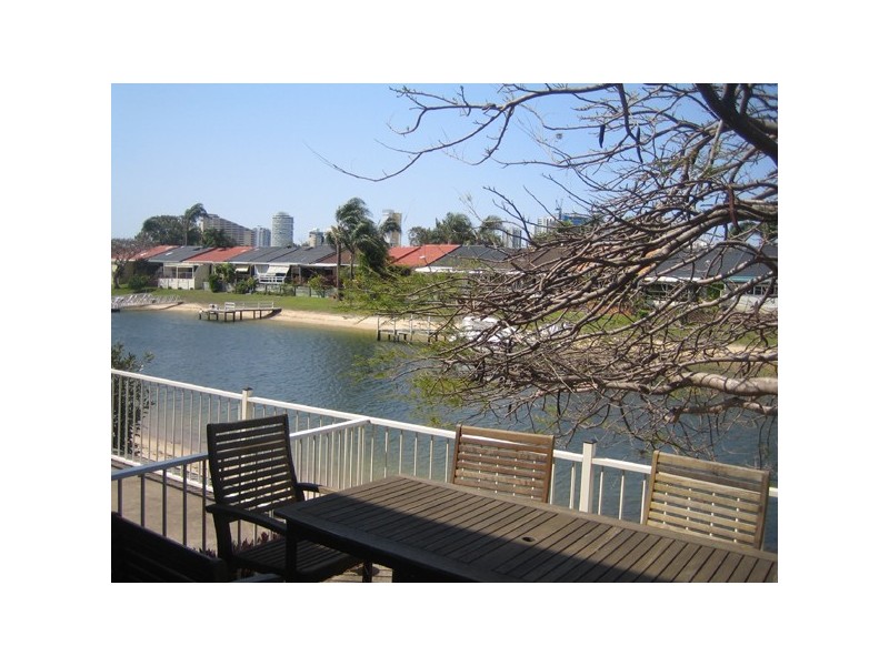 5/17 Aquila Court, Mermaid Waters QLD 4218