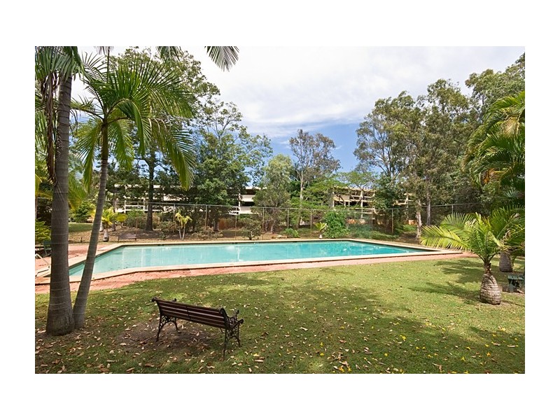 5/26 Holland Court, Broadbeach Waters QLD 4218