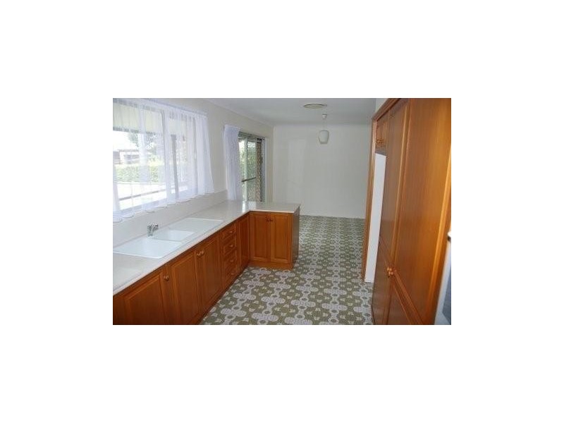 147 Monaco Street, Broadbeach Waters QLD 4218