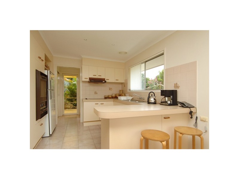 12 Chianti Avenue, Mermaid Waters QLD 4218