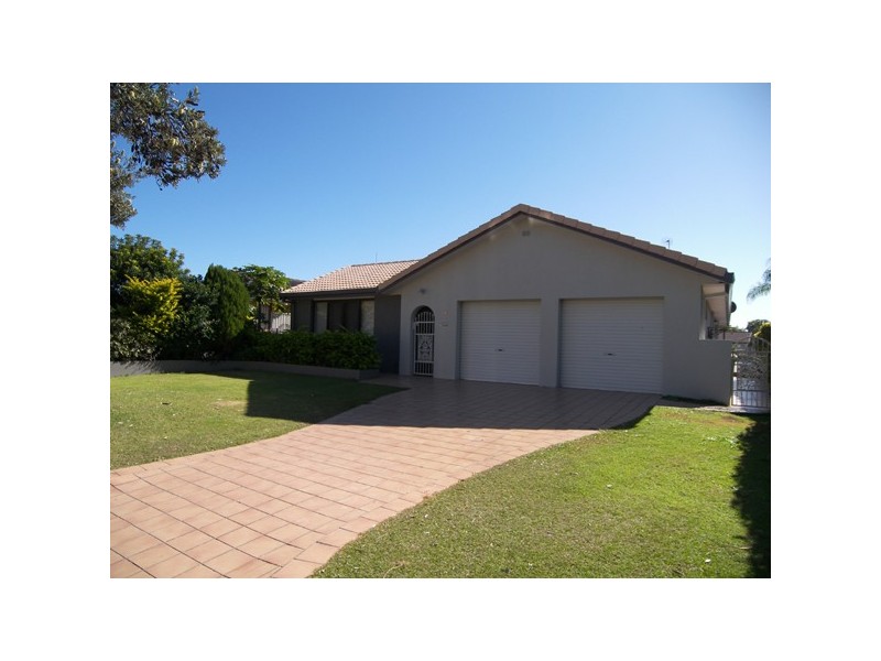 8 Rebecca Court, Broadbeach Waters QLD 4218