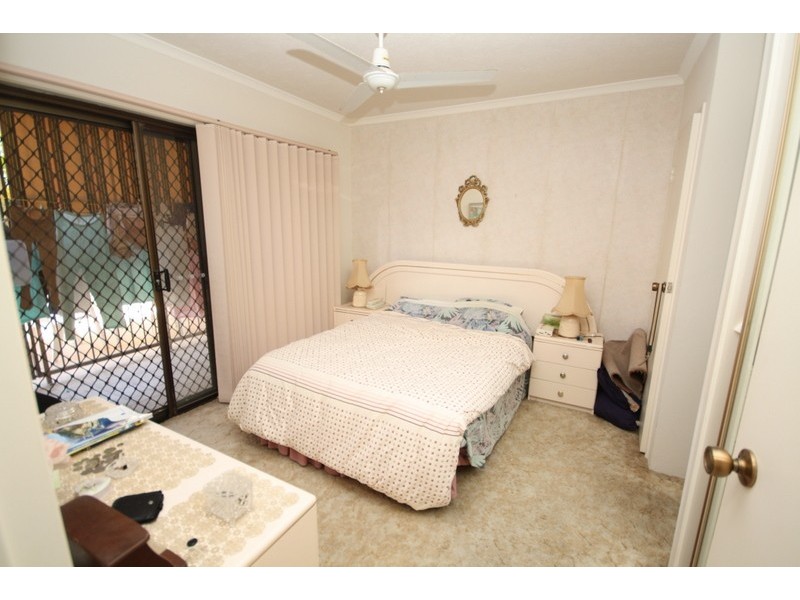 2/84 Paringa Place, Surfers Paradise QLD 4217