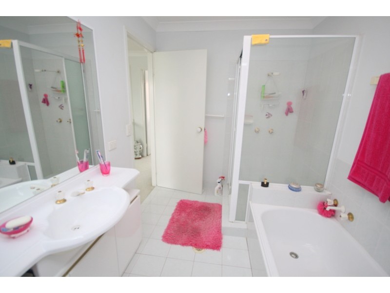 16/173 Barrier Reef Drive, Mermaid Waters QLD 4218