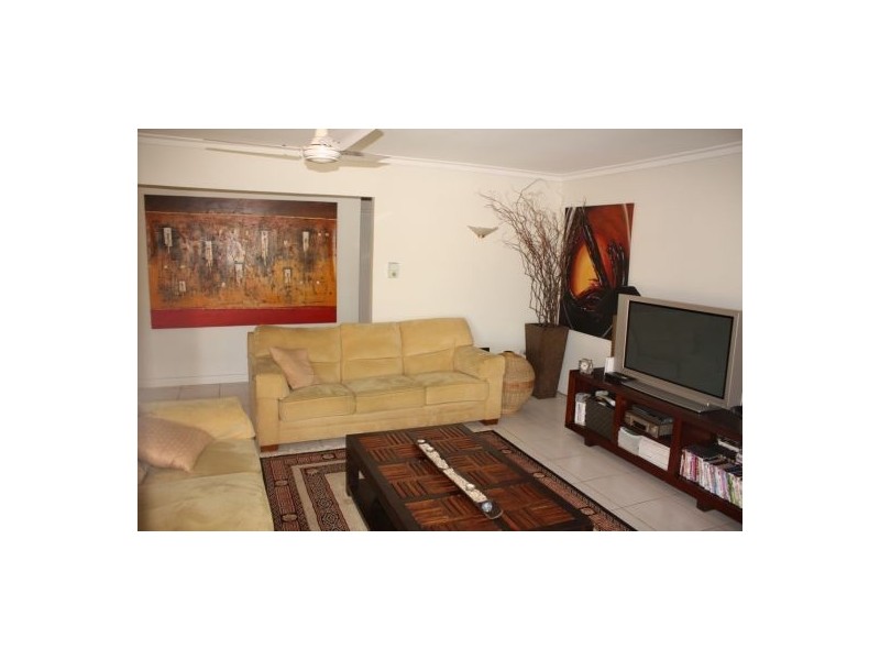 Broadbeach Waters QLD 4218