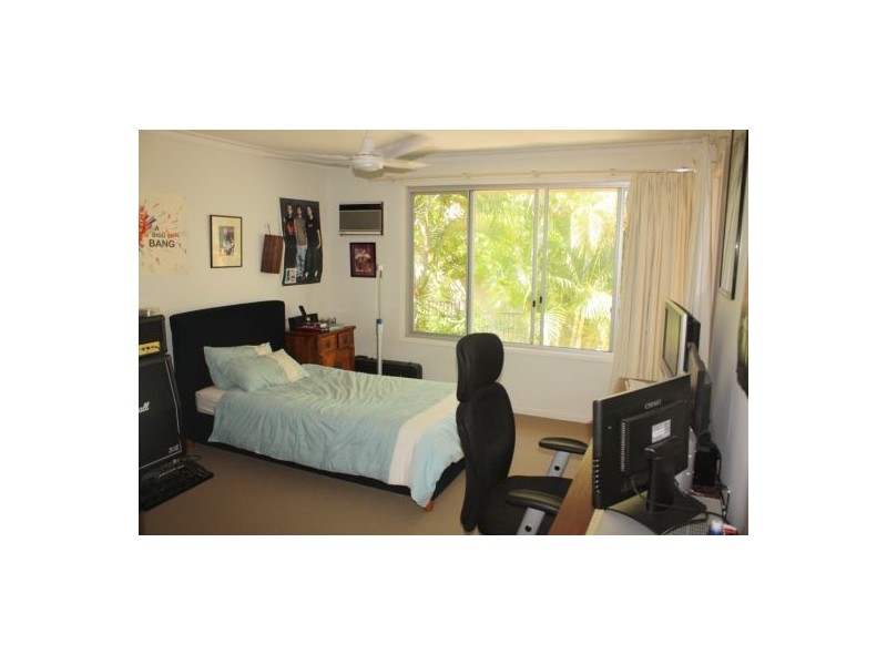 Broadbeach Waters QLD 4218