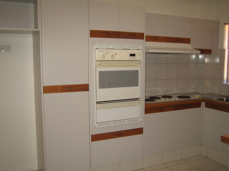 2/9-11 Montana Road, Mermaid Beach QLD 4218