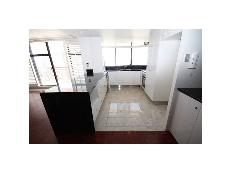 10E/150 The Esplanade, Surfers Paradise QLD 4217