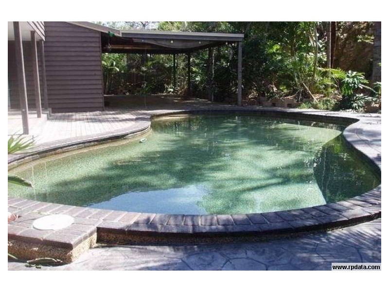 9 Milparinka Terrace, Ashmore QLD 4214