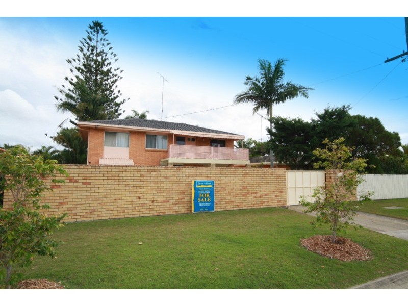 19 Sunshine Blvd, Broadbeach Waters QLD 4218