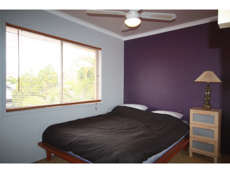 19 Sunshine Blvd, Broadbeach Waters QLD 4218