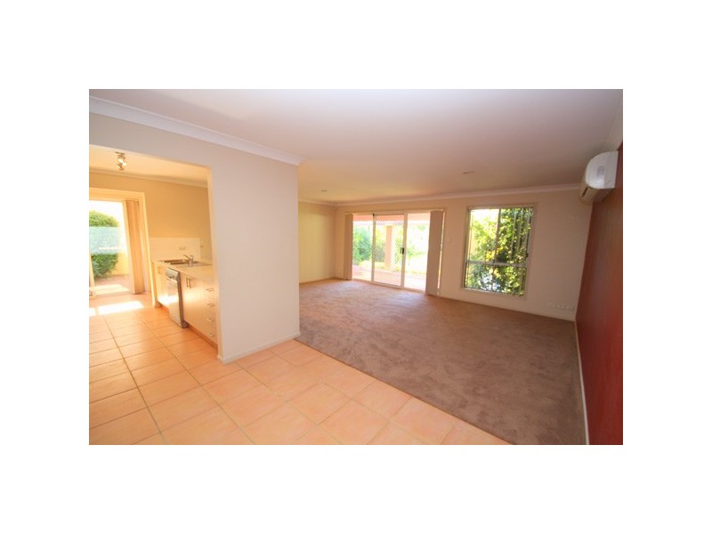 20 Emerton Crescent, Robina QLD 4226