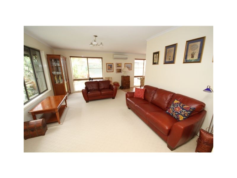 17 Le Mans Drive, Mermaid Waters QLD 4218