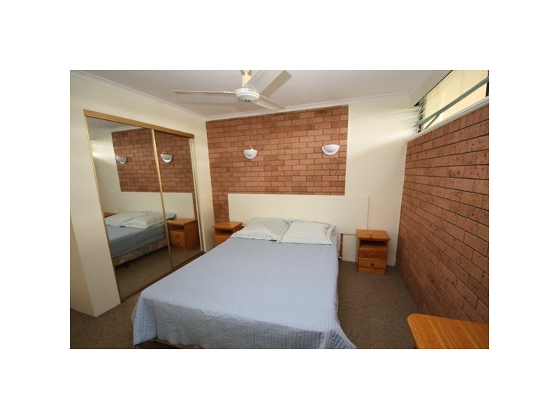 302/40 Surf Parade, Broadbeach QLD 4218