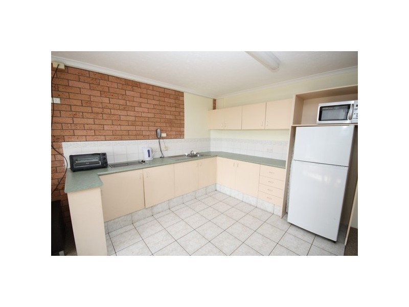 302/40 Surf Parade, Broadbeach QLD 4218