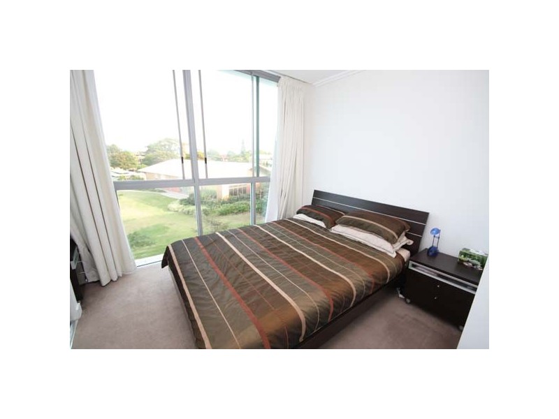 1206/33 TE Peters Drive, Broadbeach Waters QLD 4218