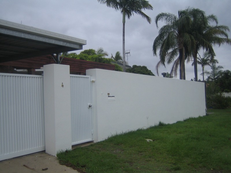 4 Costa Court, Broadbeach Waters QLD 4218