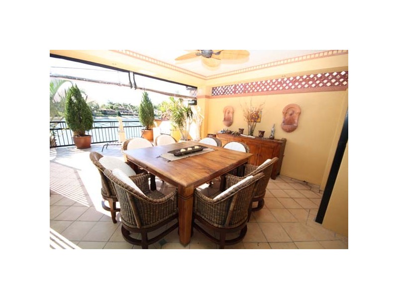 Broadbeach Waters QLD 4218