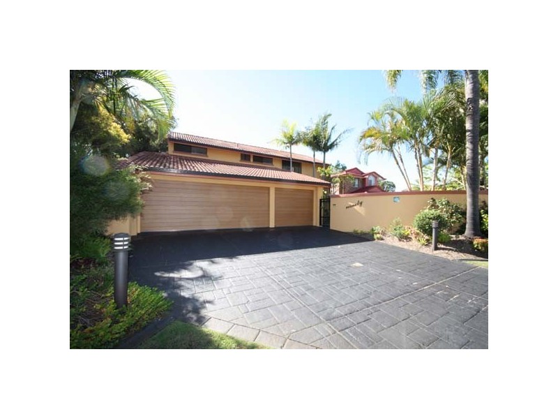 Broadbeach Waters QLD 4218