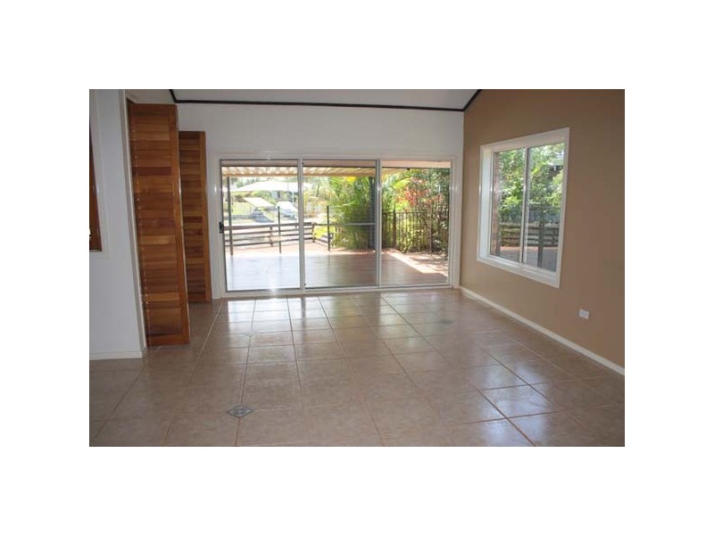 Broadbeach Waters QLD 4218