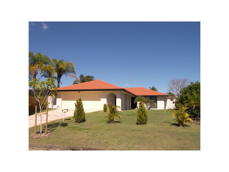 16 Intrepid Drive, Mermaid Waters QLD 4218