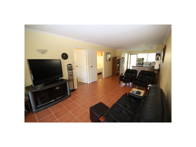 Broadbeach Waters QLD 4218