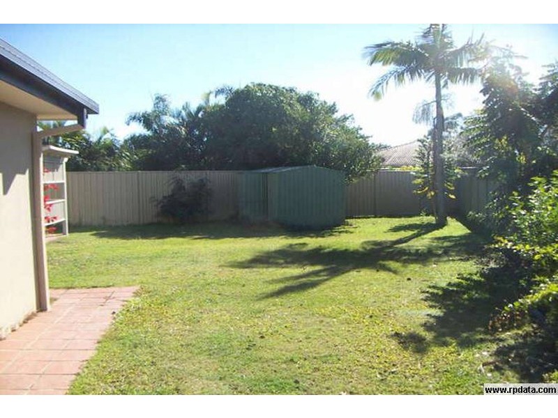 5 Rotorua Place, Clear Island Waters QLD 4226