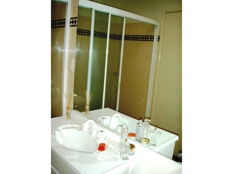 239/125 Hansford Road, Coombabah QLD 4216