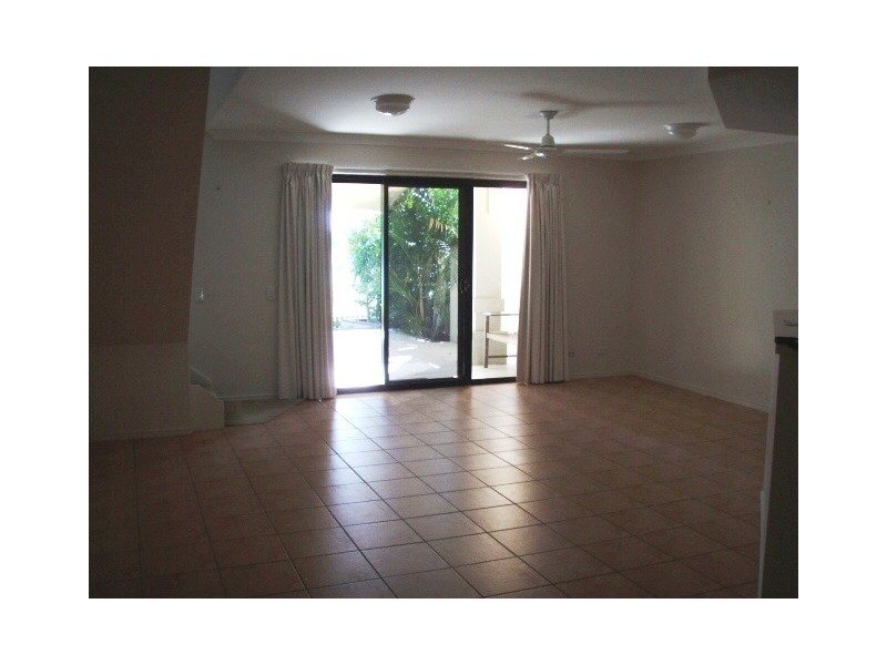 286/125 Hansford Road, Coombabah QLD 4216