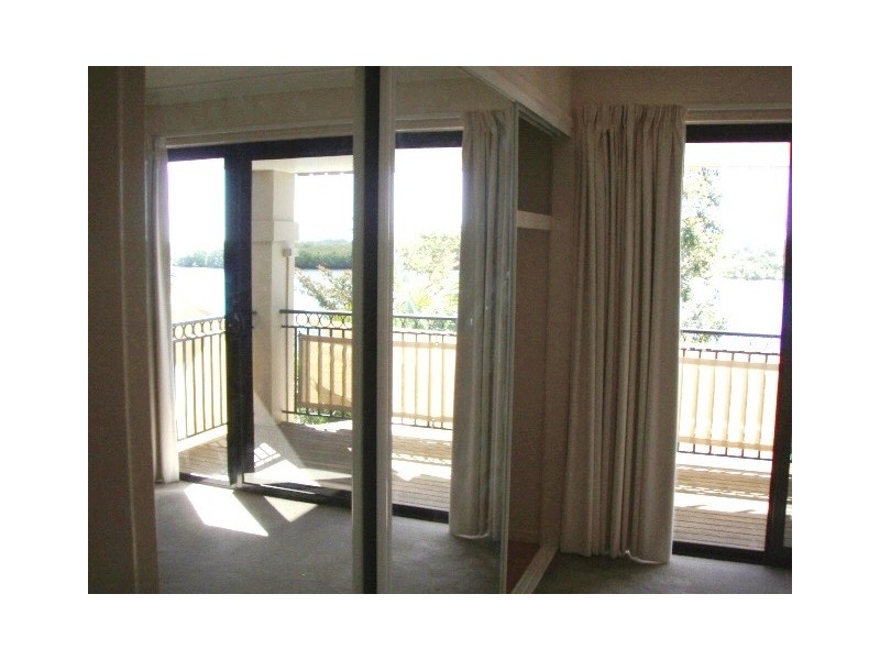 286/125 Hansford Road, Coombabah QLD 4216