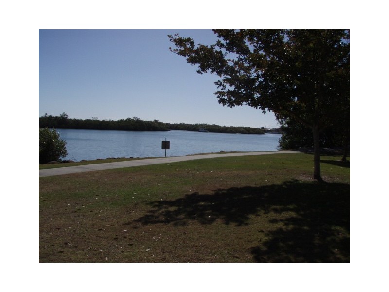 271/125 Hansford Road, Coombabah QLD 4216