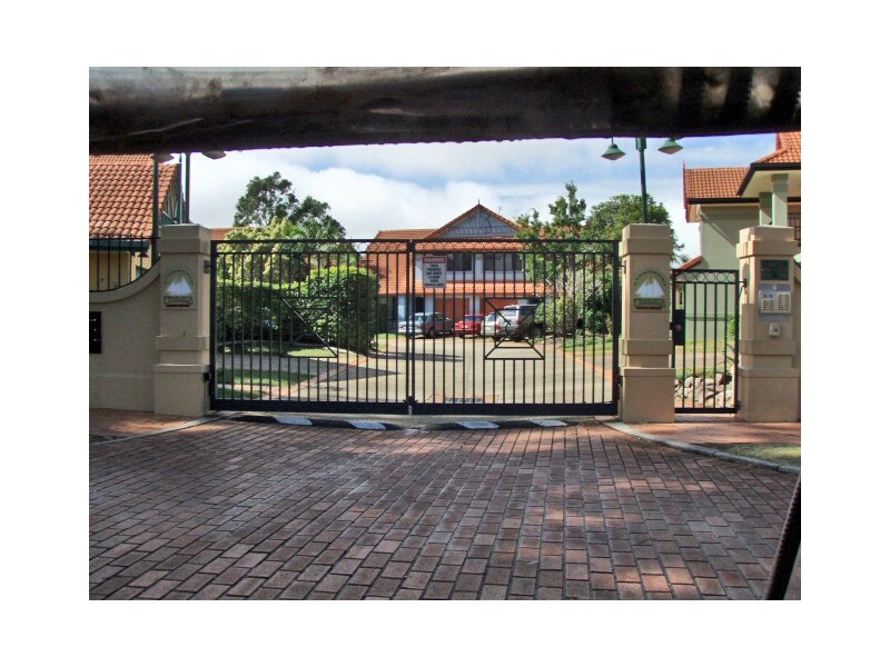 288/125 Hansford Road, Coombabah QLD 4216