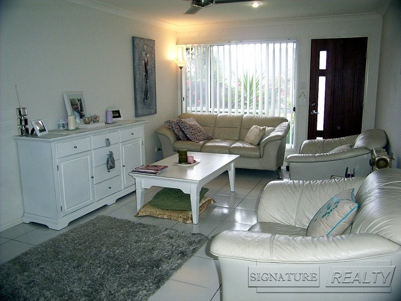 2/30 Denton Street, Upper Coomera QLD 4209