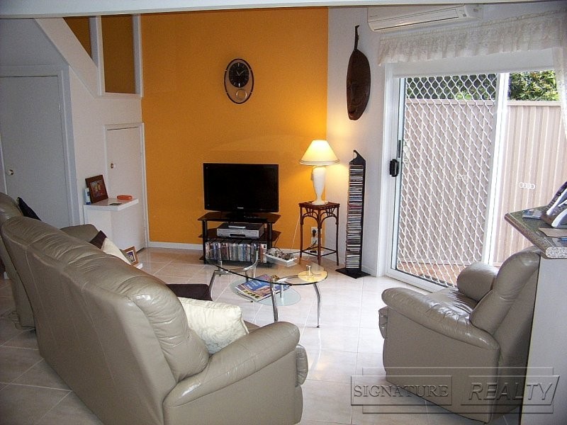 10/173 Barrier Reef Drive, Mermaid Waters QLD 4218