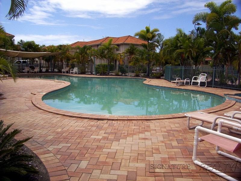 27/21 Regensberg Cl, Varsity Lakes QLD 4227