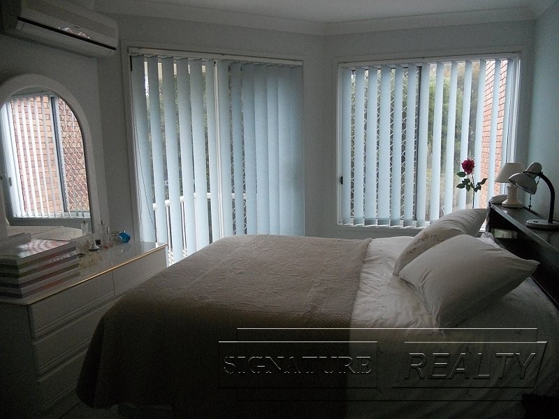 9/173 Barrier Reef Drive, Mermaid Waters QLD 4218