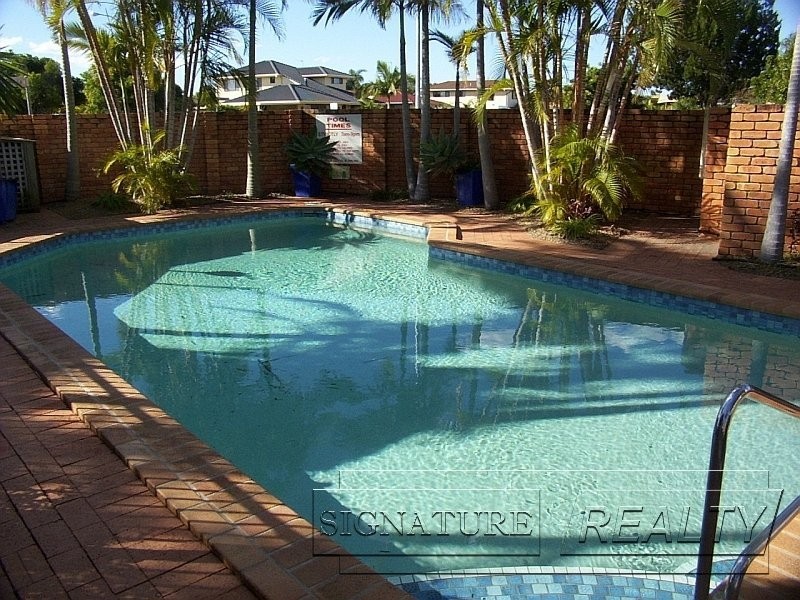 9/173 Barrier Reef Drive, Mermaid Waters QLD 4218