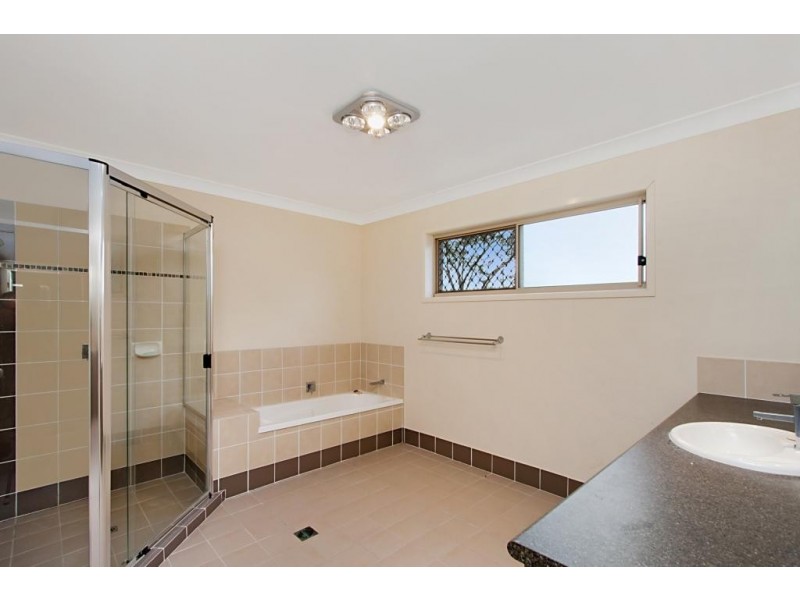 18 Simpson Street, Kirra QLD 4225