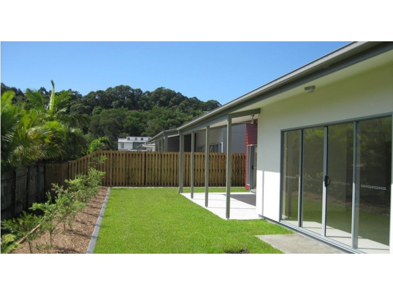 2 Border Drive, Currumbin Waters QLD 4223