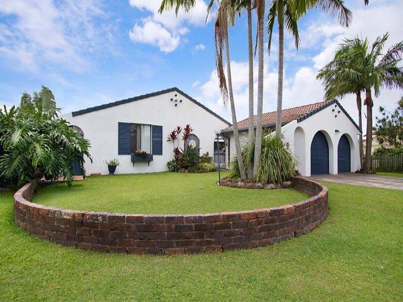 19 Murtha Drive, Elanora QLD 4221