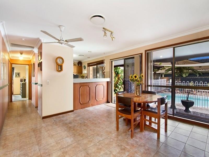 19 Murtha Drive, Elanora QLD 4221