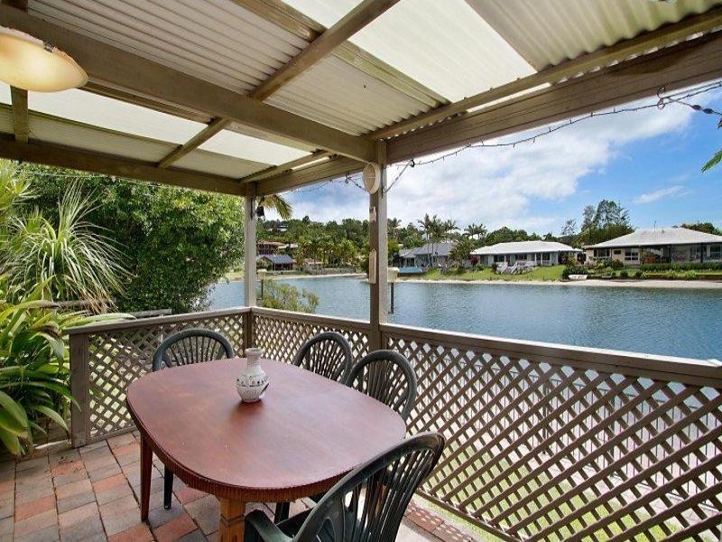 19 Murtha Drive, Elanora QLD 4221